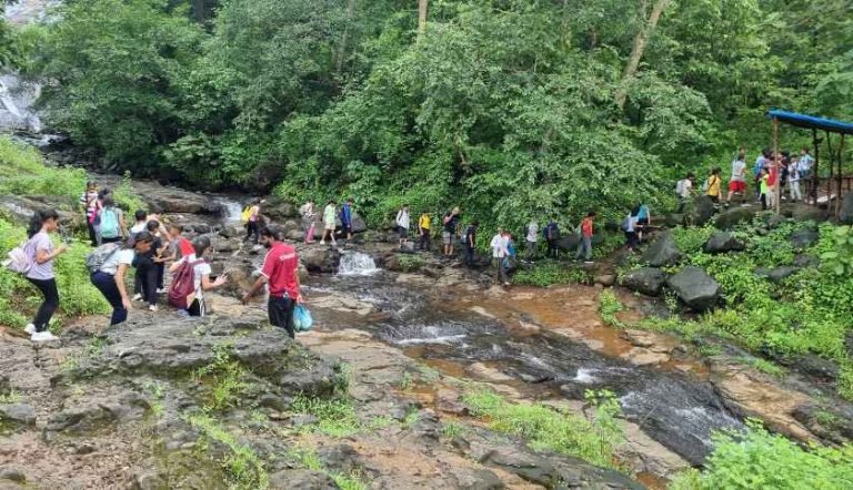 secondary-school-monsoon-trips-middle-school-15