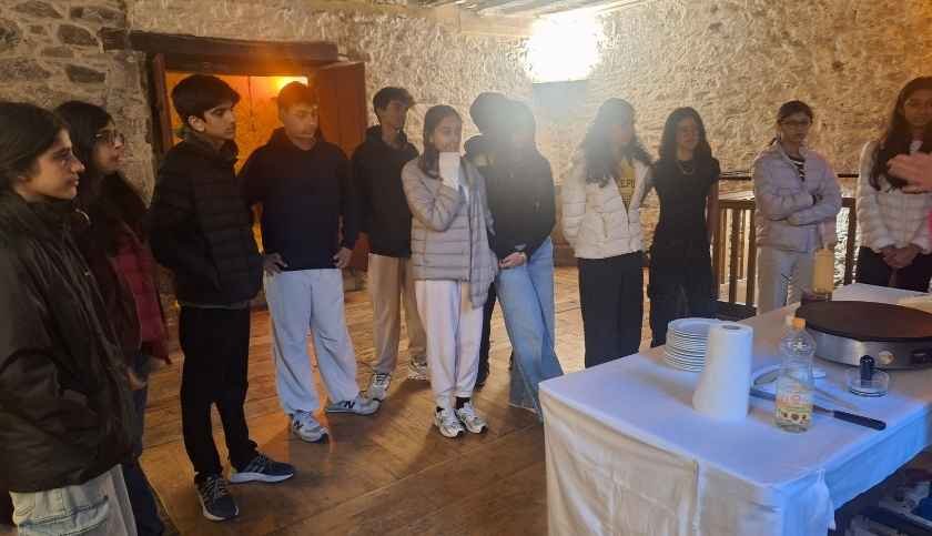 grade-9-and-11-french-trip-27