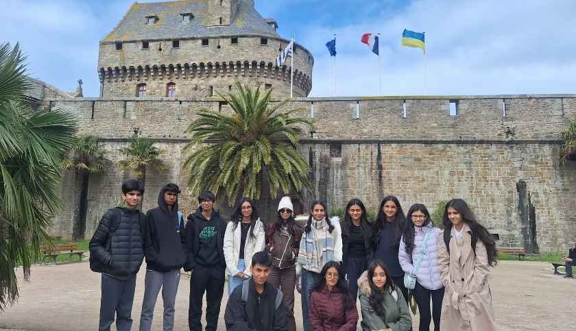 grade-9-and-11-french-trip-5